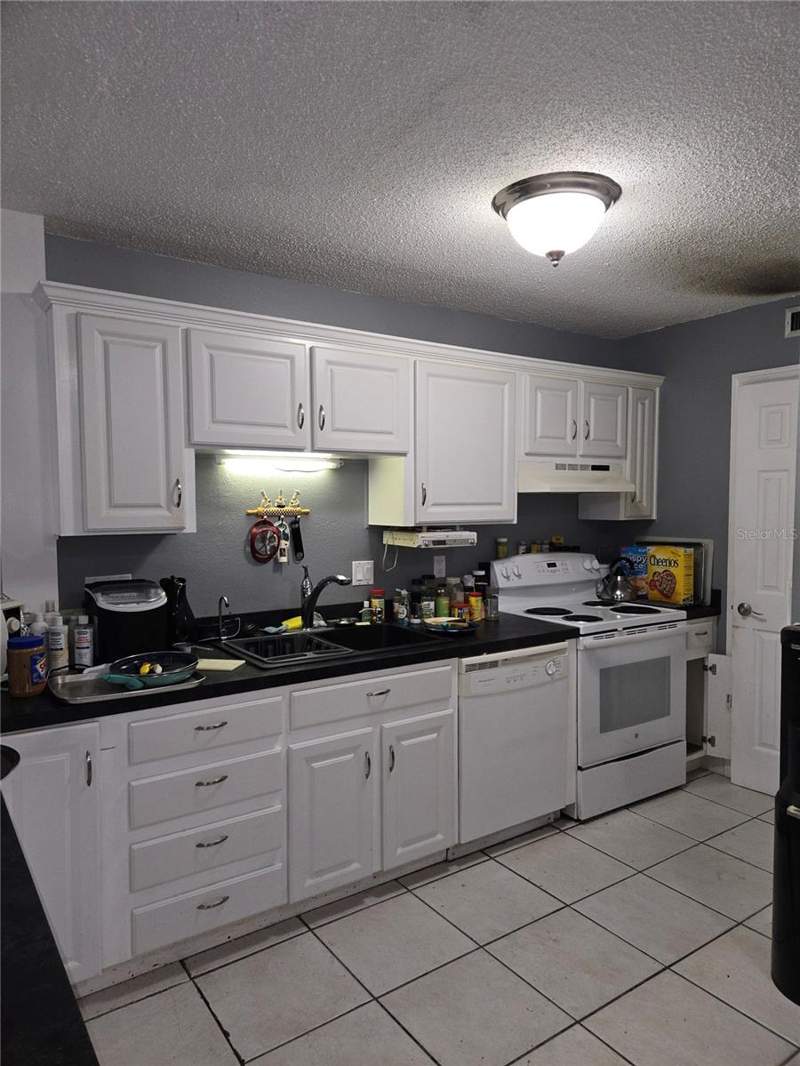 2 bedroom Condominium at 6400 46th Avenue #305, Willow Lake Bldg 5 Condo, Kenneth City — photo 5