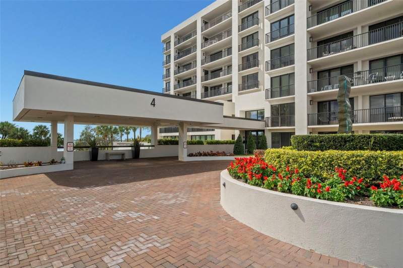 2 bedroom Condominium at 4 Belleview Boulevard #108, Belleview Biltmore Villas S Garden 4, Belleair — photo 2