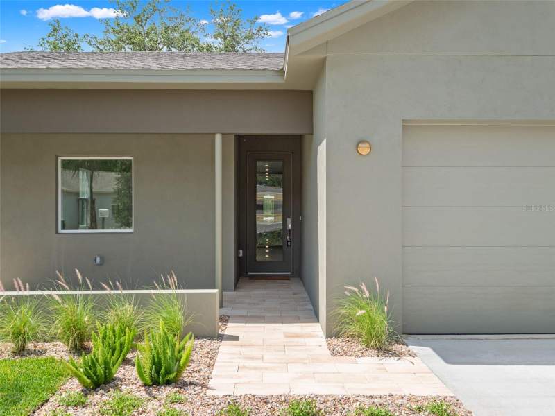 4 bedroom Single Family Residence at 454 Skyfield Court, Boulevard Oaks Of Lady Lake, Lady Lake — photo 2