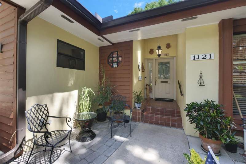 4 bedroom Single Family Residence at 1121 Shorewood Drive, Lancaster Park, Orlando — photo 2