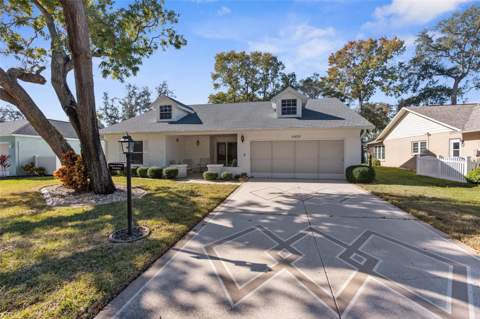 6409 Wedgewood Drive, Spring Hill FL - photo 6 of 38
