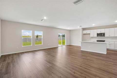 36564 Sagemoor Drive, Zephyrhills FL - photo 18 of 42