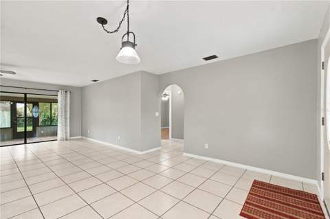 8410 Angela Court, Zephyrhills FL - photo 20 of 60