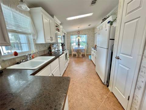 634 Leisure, Venice FL - photo 14 of 25