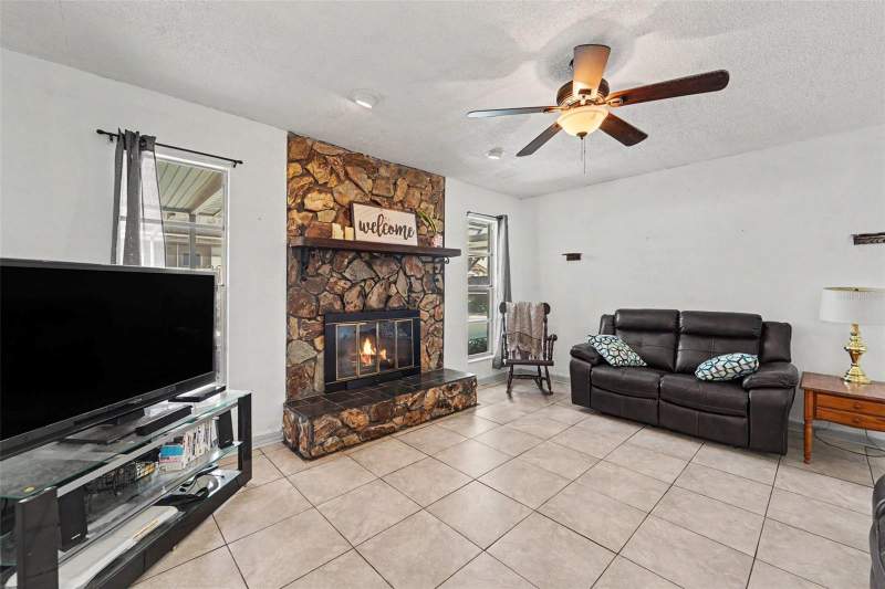 3 bedroom Single Family Residence at 11022 Salt Tree Drive, Driftwood, Port Richey — photo 3