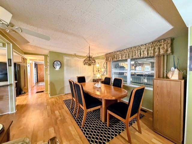 2 bedroom Mobile Home at 814 Turf, Country Club Estates, Venice — photo 5