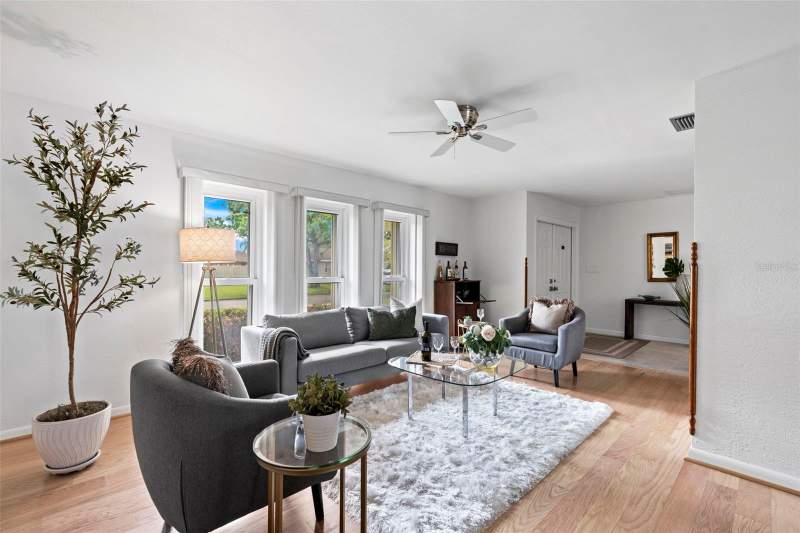4 bedroom Single Family Residence at 511 Riviera Bay Drive, Riviera Bay, St Petersburg — photo 3