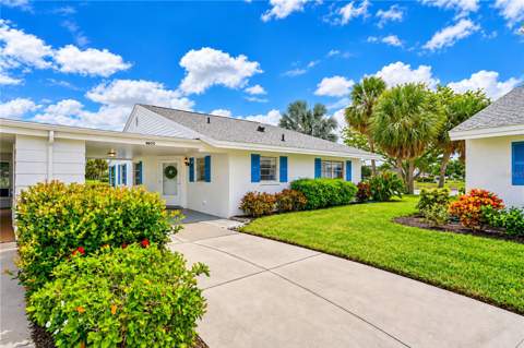 4605 Lexington Circle, Bradenton FL - photo 6 of 6
