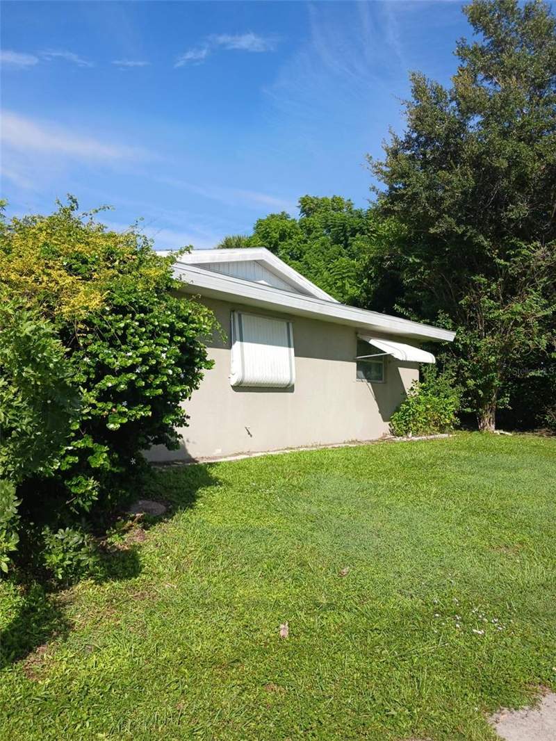3 bedroom Single Family Residence at 8402 Fay Avenue, Port Charlotte Sub 15, North Port — photo 3