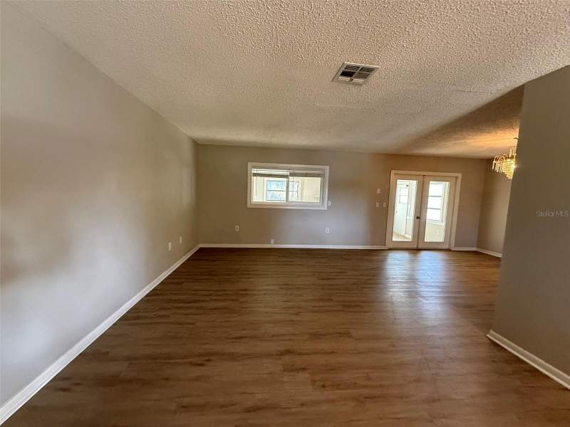 3 bedroom Single Family Residence at 2024 Bel Ombre Circle, Bel-Ombre, Lake Wales — photo 3