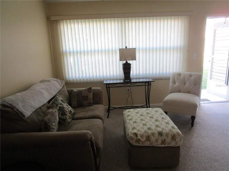 2 bedroom Condominium at 5876 21st Street #3, Town Apts Condo, St Petersburg — photo 2