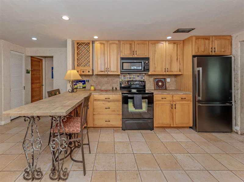 2 bedroom Single Family Residence at 990 Florence Street, Venice By-Way, Nokomis — photo 3