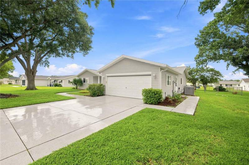 3 bedroom Single Family Residence at 10435 SE 178th Place, Spruce Creek South, Summerfield — photo 4