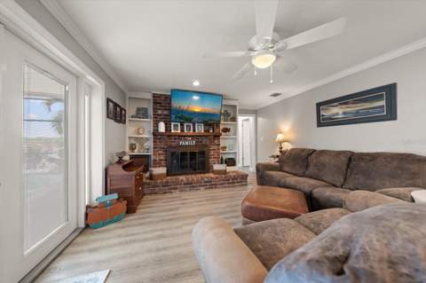 2126 Egret Drive, Clearwater FL - photo 21 of 44