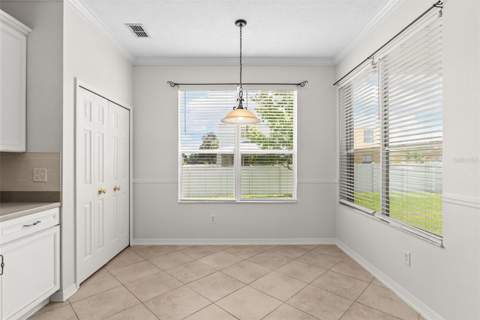 7860 Atwood Drive, Wesley Chapel FL - photo 10 of 35