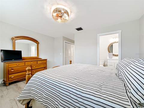 508 Shore Drive, Largo FL - photo 14 of 31