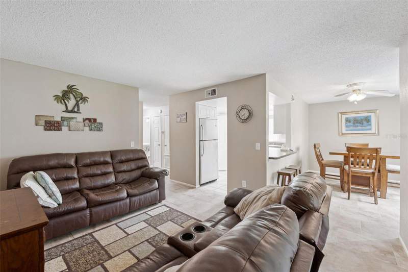 2 bedroom Condominium at 2417 BARLEY CLUB COURT #1, HAWTHORNE VILLAGE, ORLANDO — photo 4