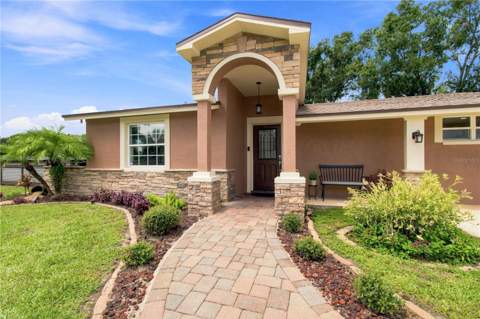 9020 Auburn Way, Tampa FL - photo 9 of 93