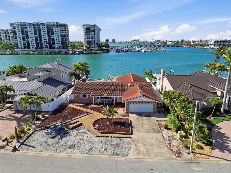 4 BELLEVUE DRIVE home for sale in Paradise Island
