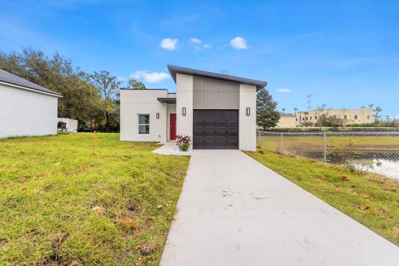 Pershing Villas