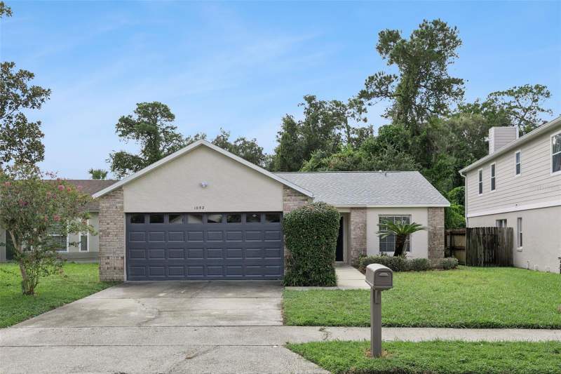 1052 BRIELLE AVENUE home for sale in Alafaya Woods