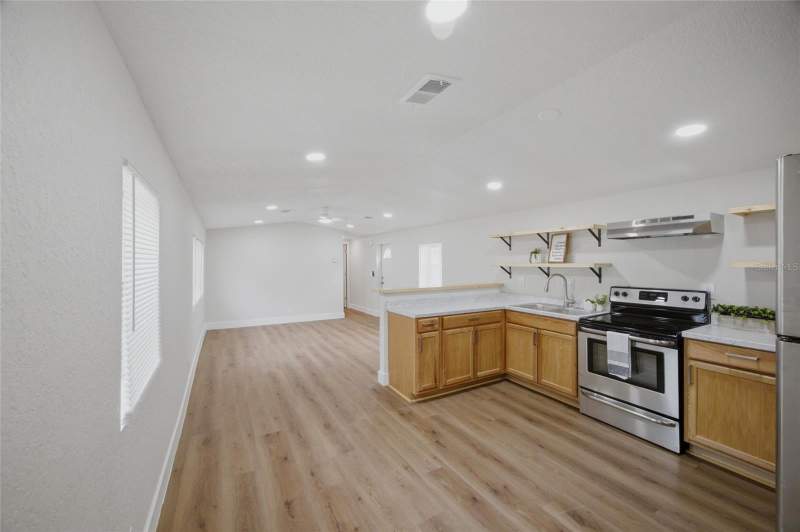 2 bedroom Manufactured Home at 11602 Lewis Avenue, Straits Sub, Thonotosassa — photo 5