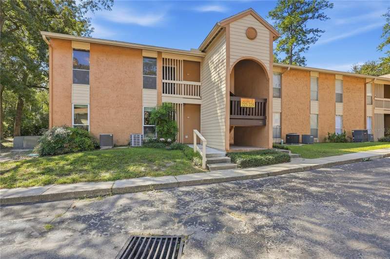 1 bedroom Condominium at 1810 NW 23rd Boulevard #225, Creeks Edge Condo, Gainesville — photo 1