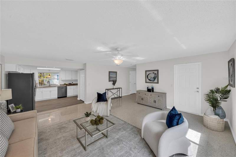 3 bedroom Single Family Residence at 121 10th Ave, Indian Rocks Beach, Indian Rocks Beach — photo 4