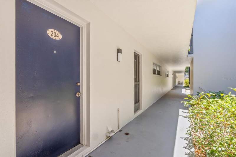 2 bedroom Condominium at 1147 King Arthur Court #204, King Arthurs Court Condo, Dunedin — photo 3