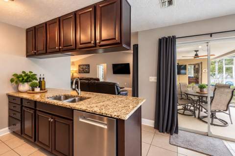 9713 Lomalinda Court, New Port Richey FL - photo 16 of 40