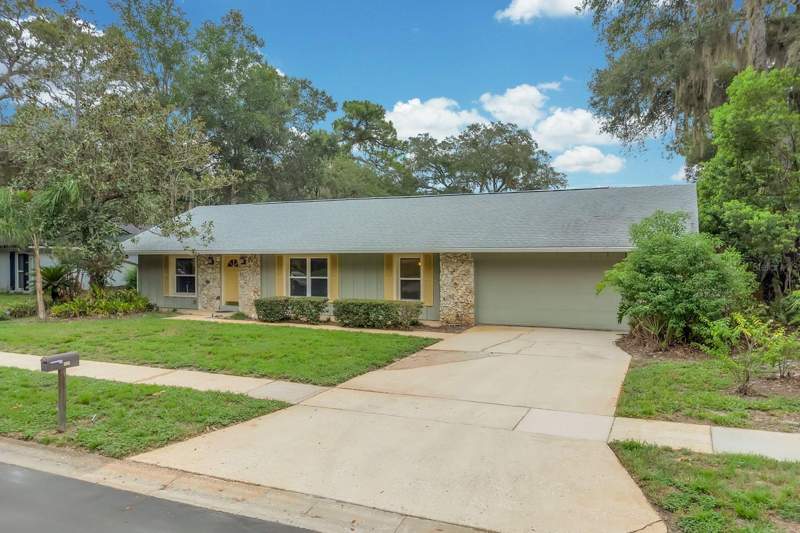 215 PALMETTO CONCOURSE home for sale in Sweetwater Oaks