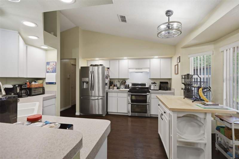 3 bedroom Single Family Residence at 11095 Flatwood Avenue, Royal Highlands, Weeki Wachee — photo 3