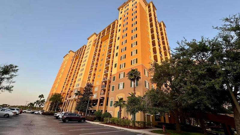 2 bedroom Condo - Hotel at 8125 Resort Village Drive #5808, Lake Buena Vista Residence Village IV, Orlando — photo 2