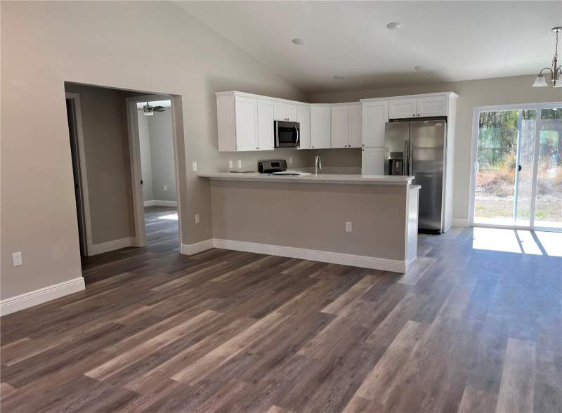 3 bedroom Single Family Residence at 10304 SE 126th Lane, Lake Weir Heights, Belleview — photo 2
