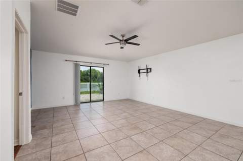 36077 Stable Wilk Avenue, Zephyrhills FL - photo 18 of 40
