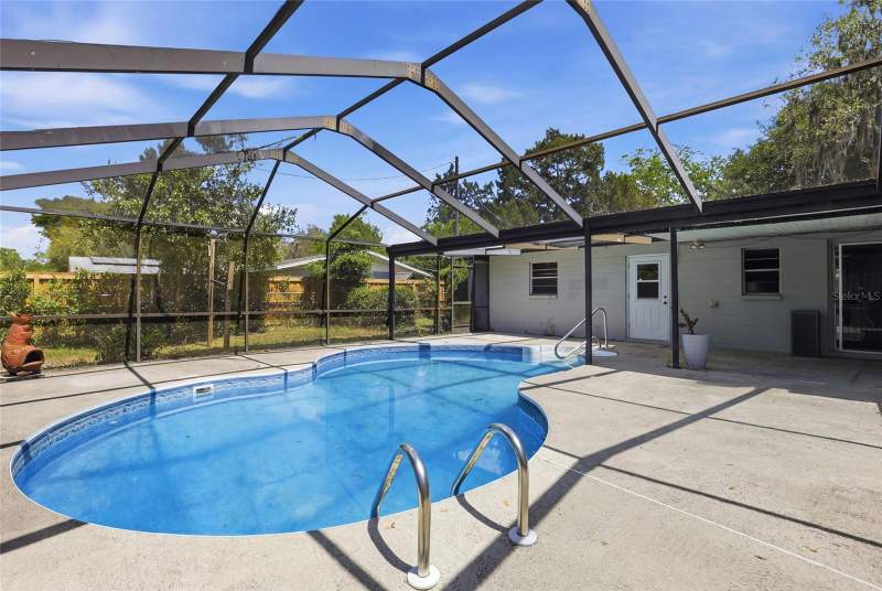 3 bedroom Single Family Residence at 4006 NW 36th Terrace, Wimberlyy Estate Myricks Add Rep, Gainesville — photo 3