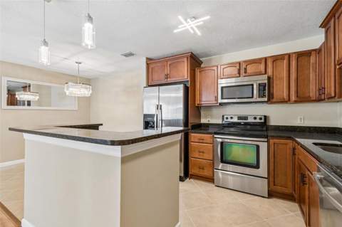 9481 Highland Oak Drive #814, Tampa FL - photo 18 of 67