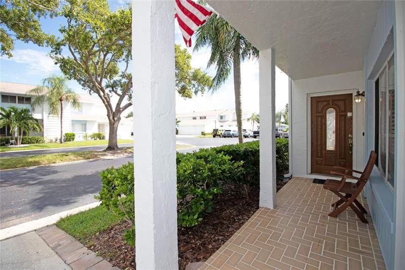 3 bedroom Condominium at 1640 Cape Hope Avenue #2, Mariners Pass, St Petersburg — photo 2