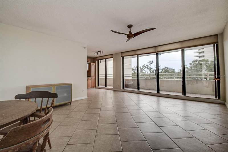 2 bedroom Condominium at 5940 Pelican Bay Plaza #406, Pelican Bay Yacht Club Condo, Gulfport — photo 2