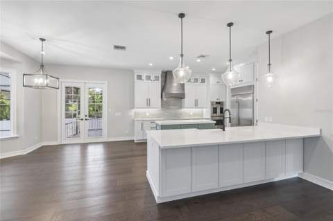 5105 W Neptune Way, Tampa FL - photo 15 of 60