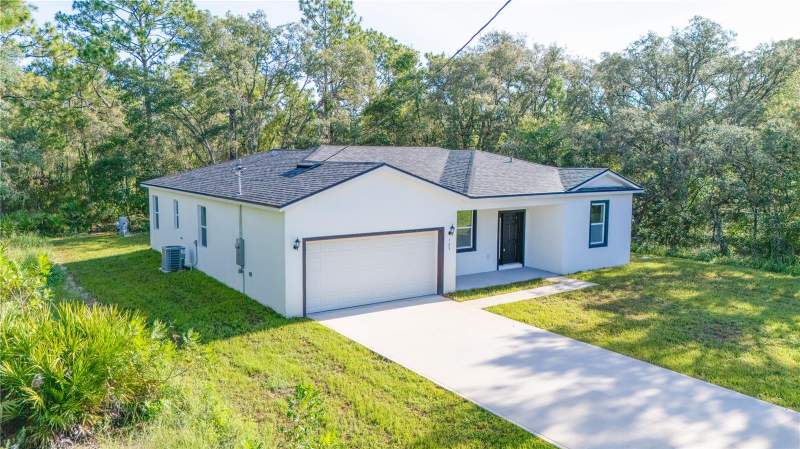 4 bedroom Single Family Residence at 125 Fisher Way, Silver Spgs Shores #36, Ocklawaha — photo 2