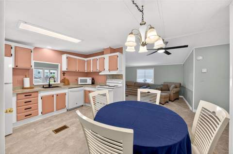 516 Jason Drive, Lady Lake FL - photo 15 of 31