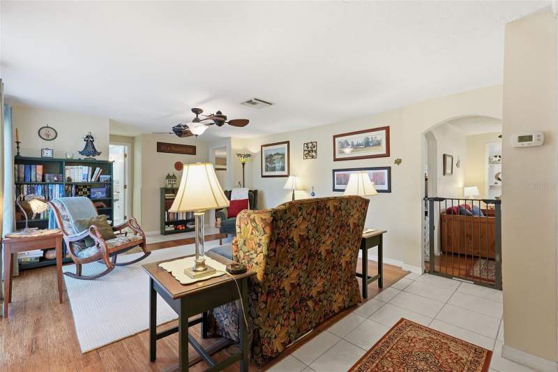 3 bedroom Single Family Residence at 3226 Fairmount Drive, Holiday Lake Estates, Holiday — photo 5