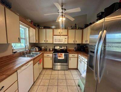 3 bedroom Single Family Residence at 4 Pine Circle Drive, Silver Spgs Shores Un 09, Ocala — photo 3