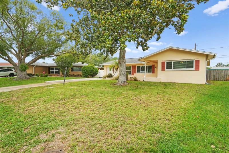 2 bedroom Single Family Residence at 2169 Pine Ridge Drive, Greenbriar, Clearwater — photo 5