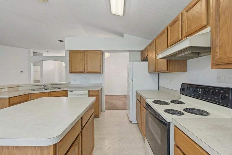 4 bedroom Single Family Residence at 6349 Ashfield Place, Villages At Wesley Chapel Ph 03D 04, Wesley Chapel — photo 5