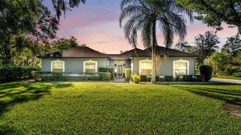 3 bedroom Single Family Residence at 69 Pine Forest Drive, Spring Pines, Haines City — photo 2