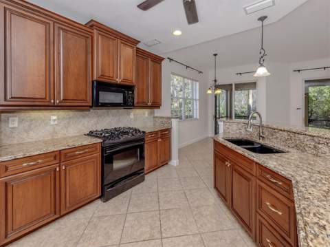 122 Bella Vista Terrace #8A, North Venice FL - photo 17 of 55