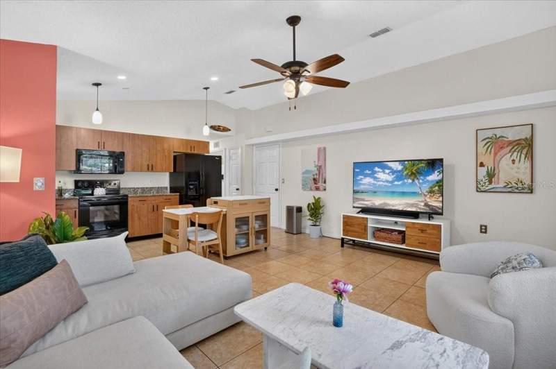 3 bedroom Single Family Residence at 5109 17th Avenue, Rogers-Scott Sub, Gulfport — photo 5