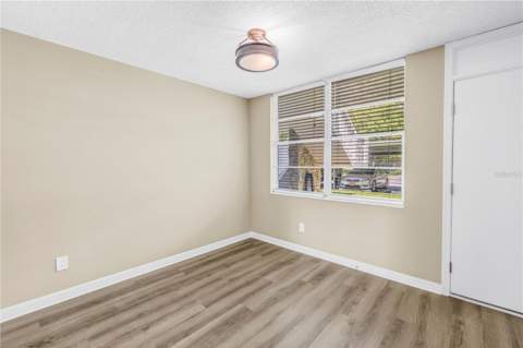 4720 Locust Street #116, St Petersburg FL - photo 11 of 37